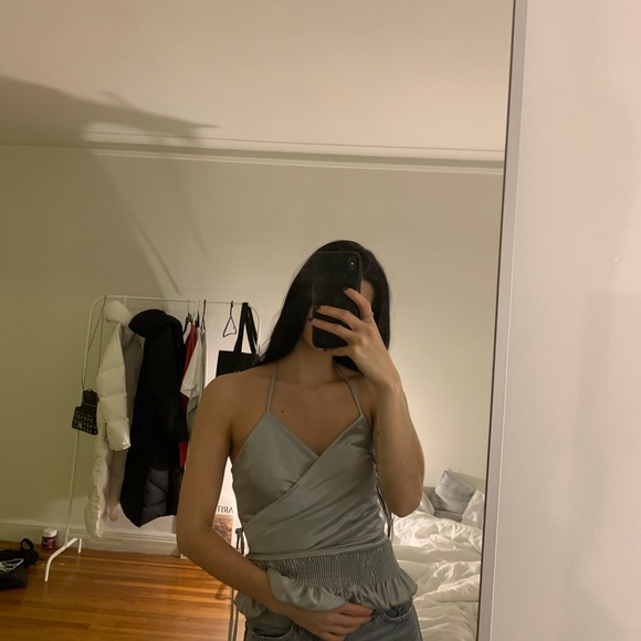 💕ON HOLD💕 Silver Ruffle Tank - Picture 8 of 8